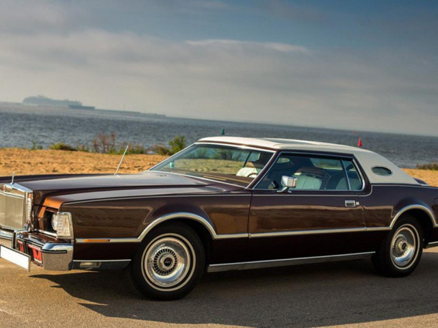 Lincoln Continental фото