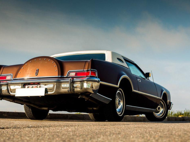 Lincoln Continental фото