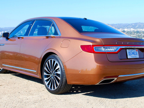 Lincoln Continental фото