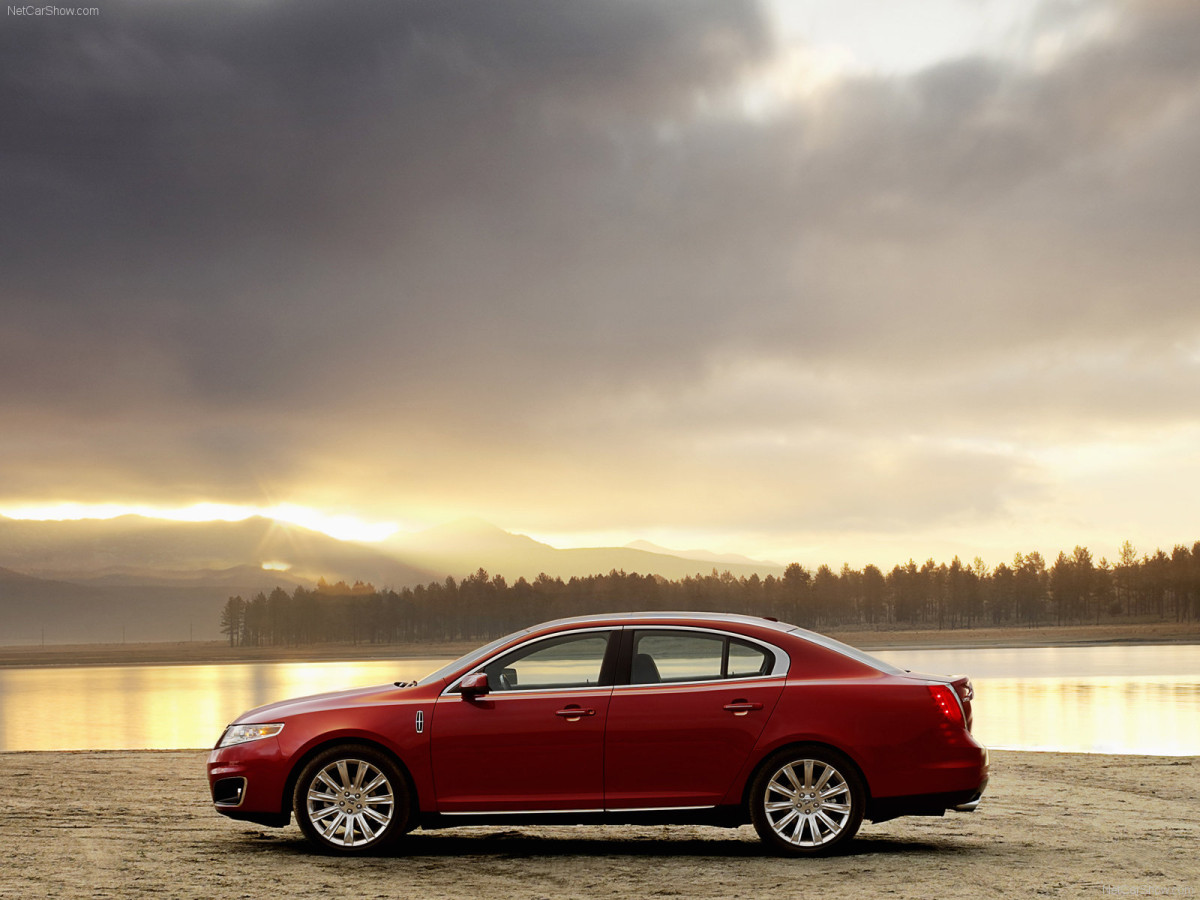 Lincoln MKS фото 49263