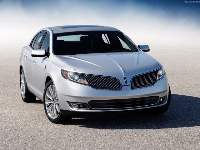 Lincoln MKS фото