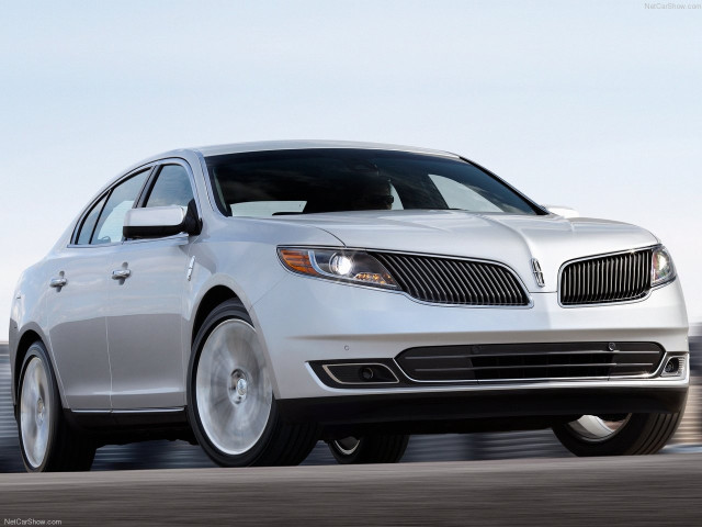 Lincoln MKS фото