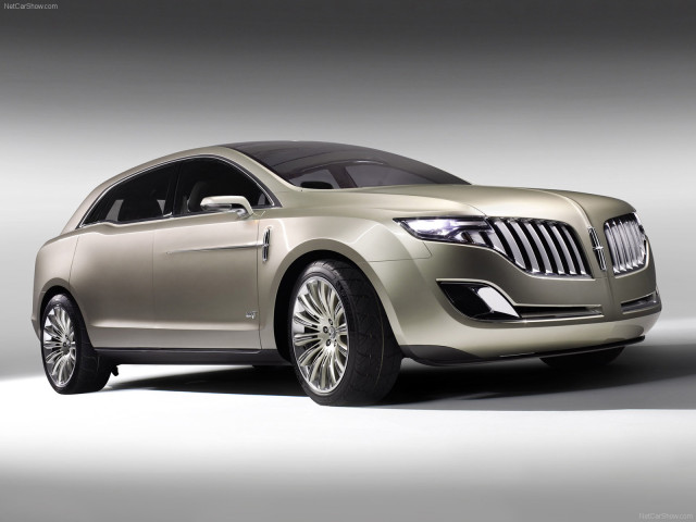 Lincoln MKT фото