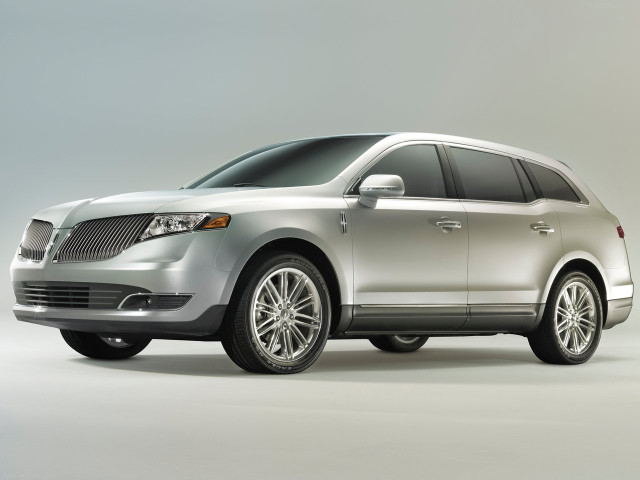 Lincoln MKT фото