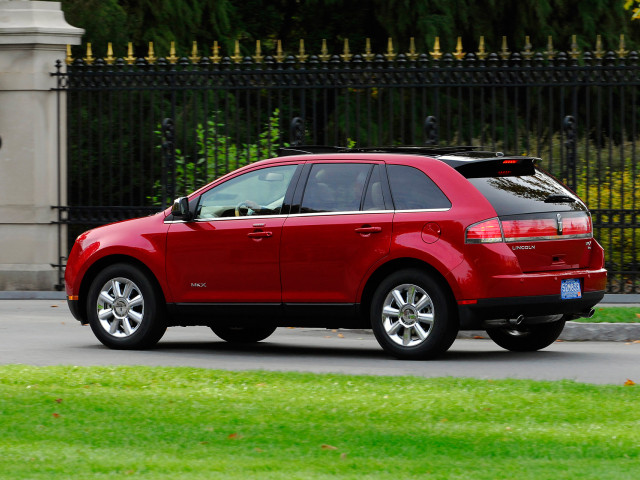 Lincoln MKX фото