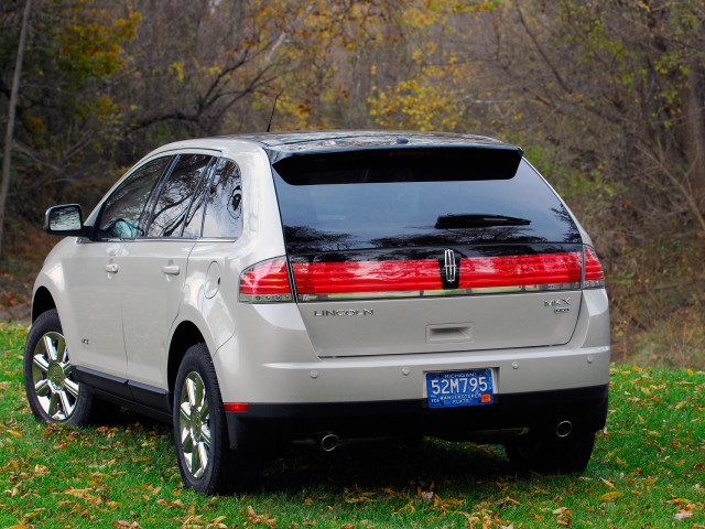 Lincoln MKX фото