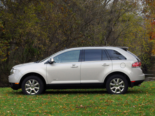 Lincoln MKX фото