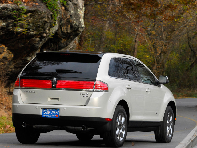 Lincoln MKX фото