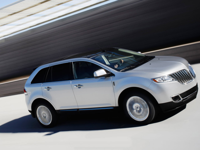 Lincoln MKX фото