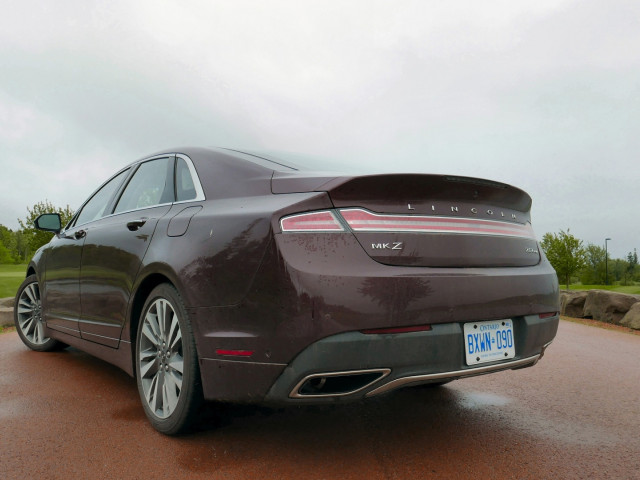 Lincoln MKZ фото