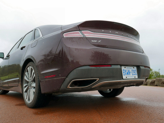 Lincoln MKZ фото