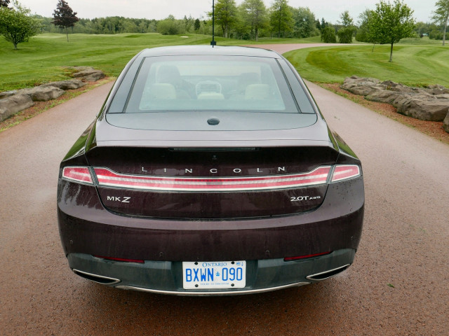 Lincoln MKZ фото