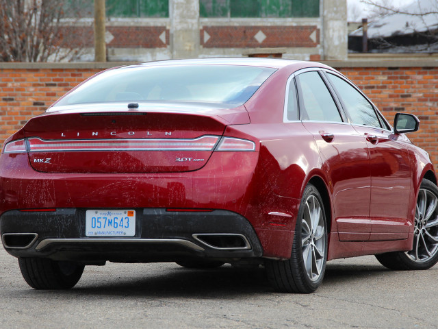 Lincoln MKZ фото