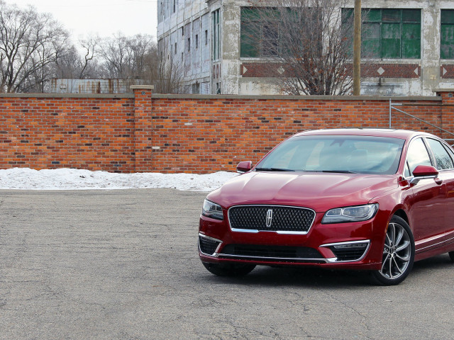 Lincoln MKZ фото