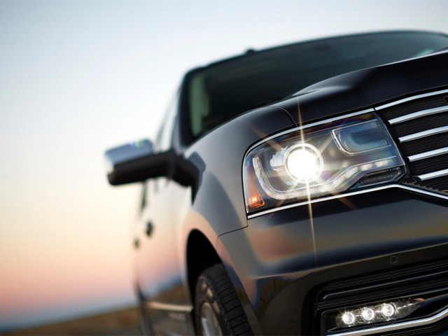 Lincoln Navigator фото