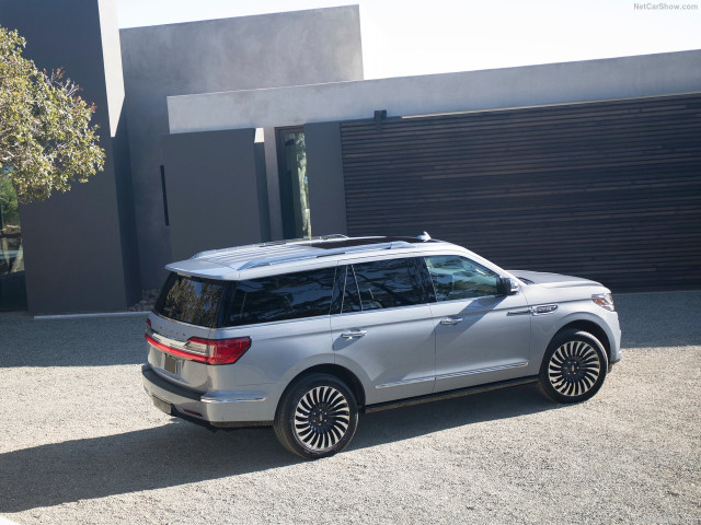 Lincoln Navigator фото