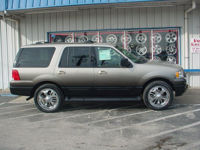 Lincoln Navigator фото