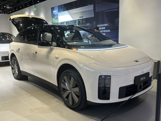 Li Auto i6 I фото 215127
