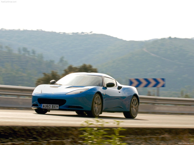 Lotus Evora S фото