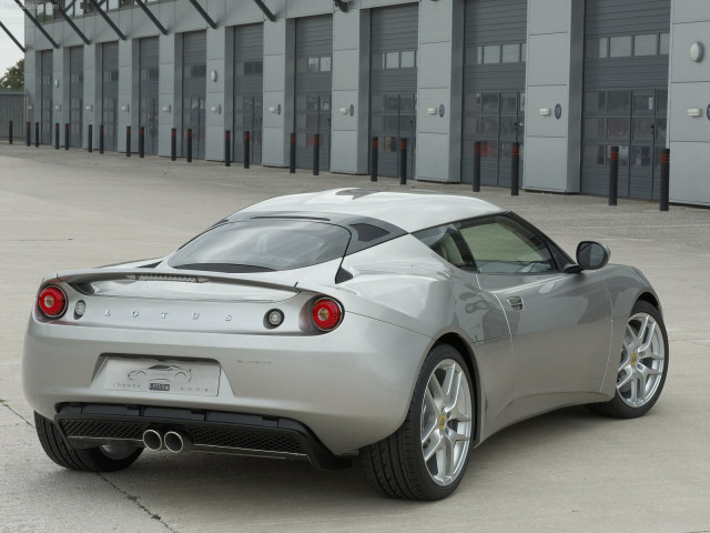 Lotus Evora фото