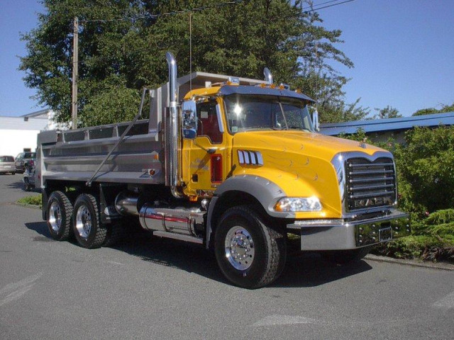 Mack CT713 фото
