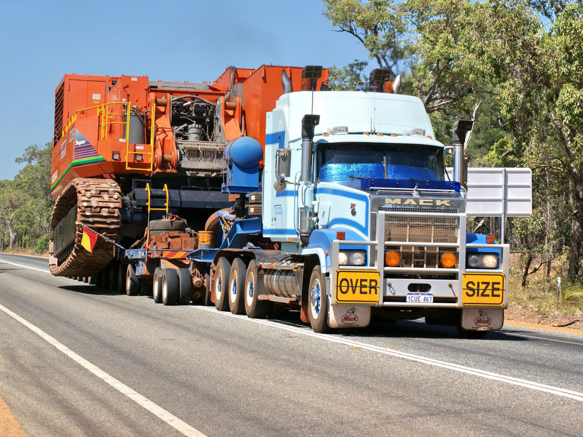 Mack Titan фото 67284