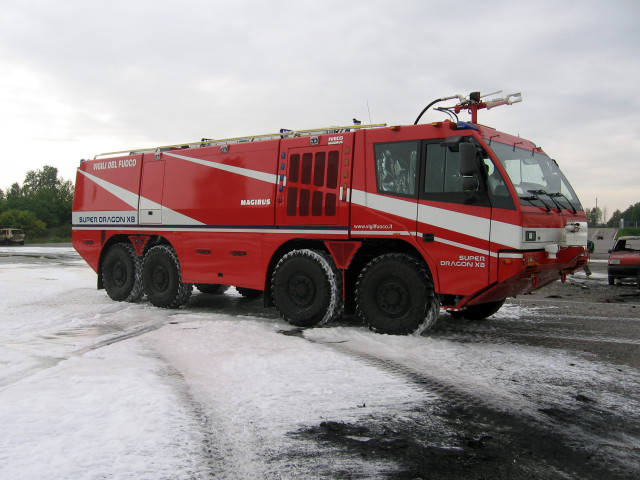 Magirus Super Dragon X8 фото