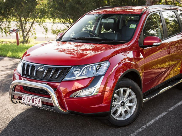 Mahindra XUV 500 фото