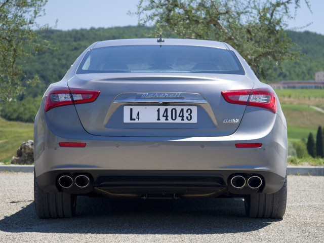 Maserati Ghibli фото