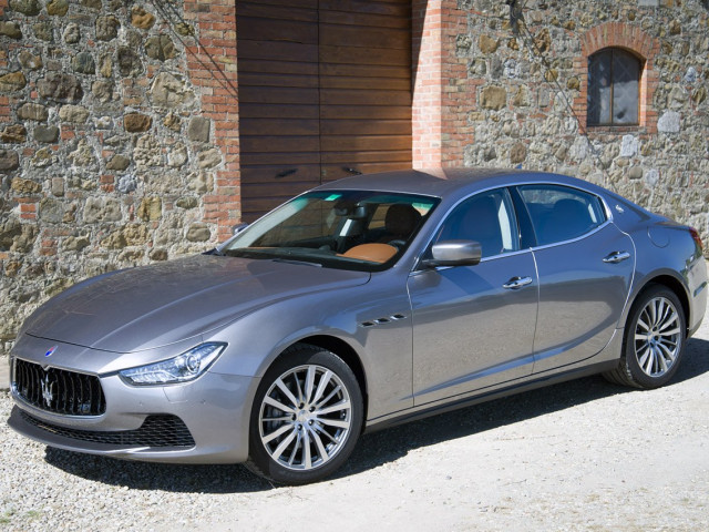 Maserati Ghibli фото