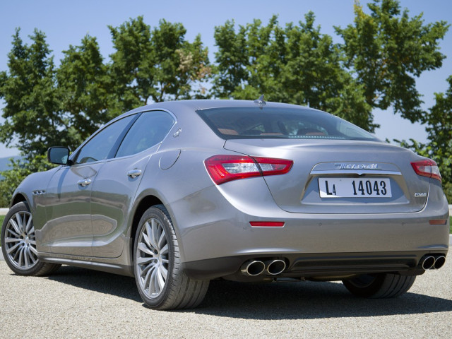 Maserati Ghibli фото