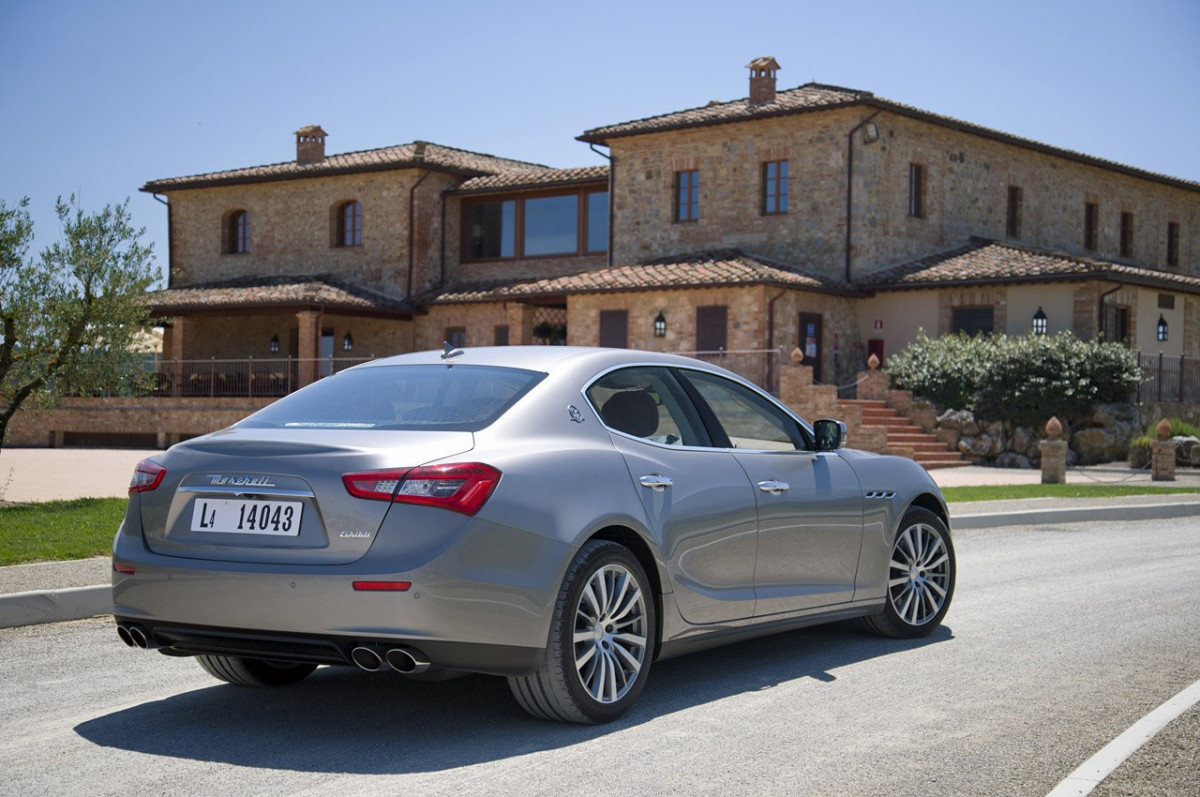 Maserati Ghibli фото 107791