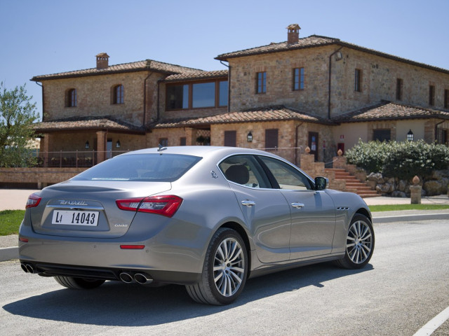 Maserati Ghibli фото