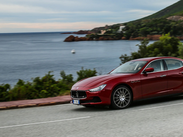 Maserati Ghibli фото