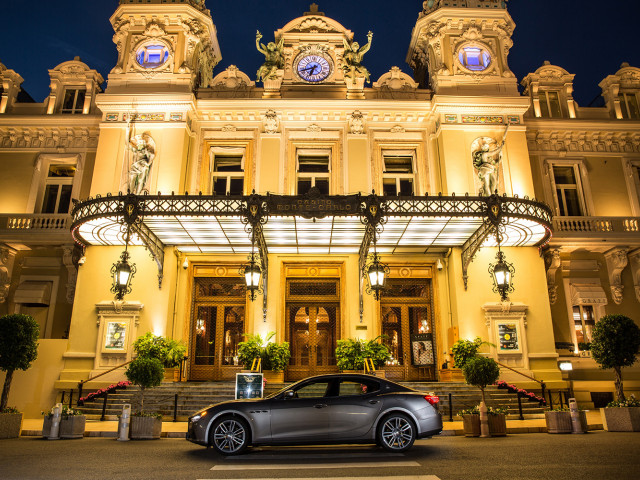 Maserati Ghibli фото