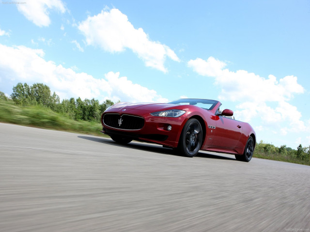 Maserati GranCabrio Sport фото