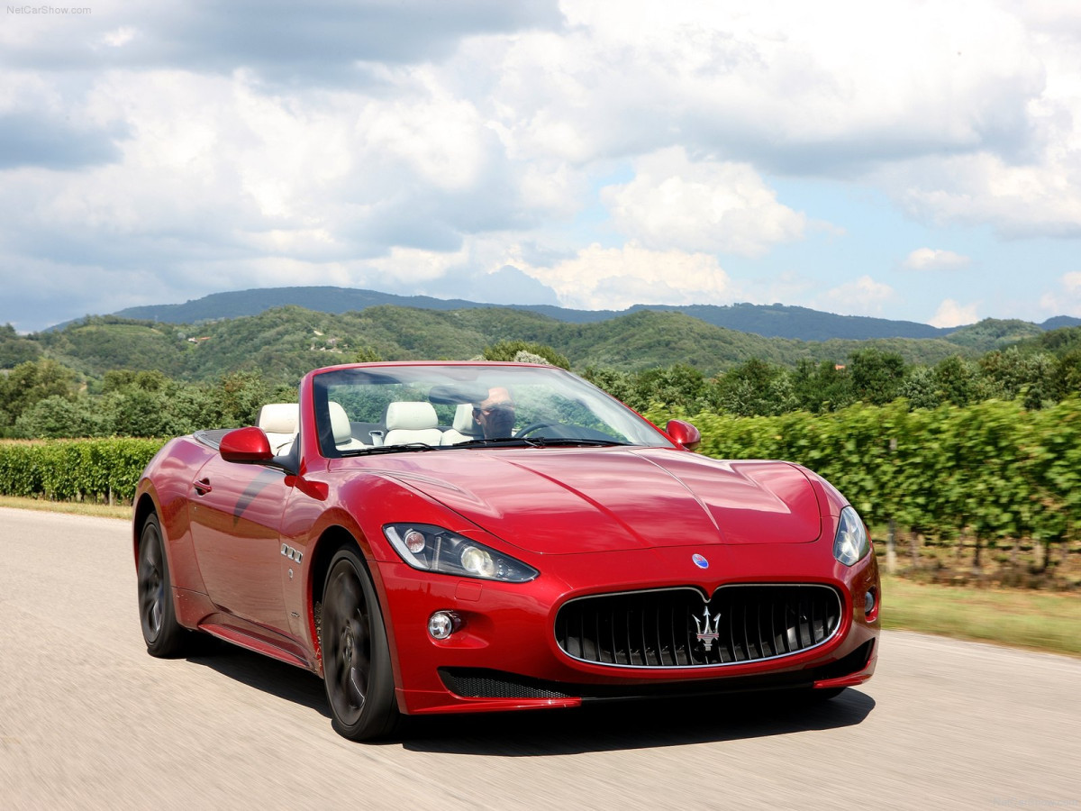 Maserati GranCabrio Sport фото 86004