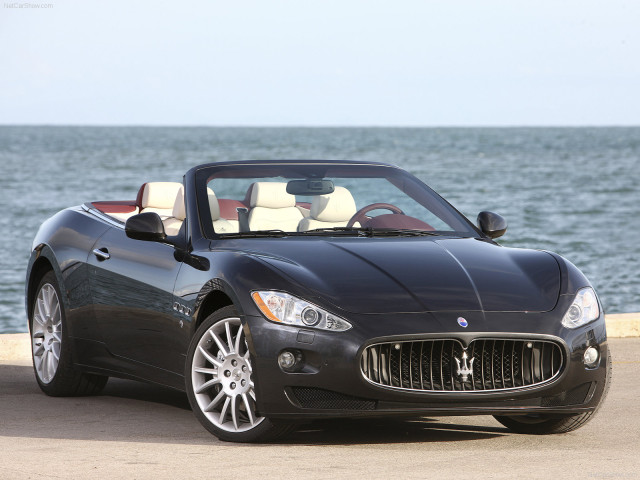 Maserati GranCabrio фото