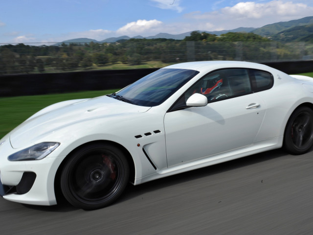 Maserati GranTurismo MC Stradale фото