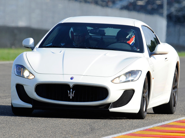 Maserati GranTurismo MC Stradale фото