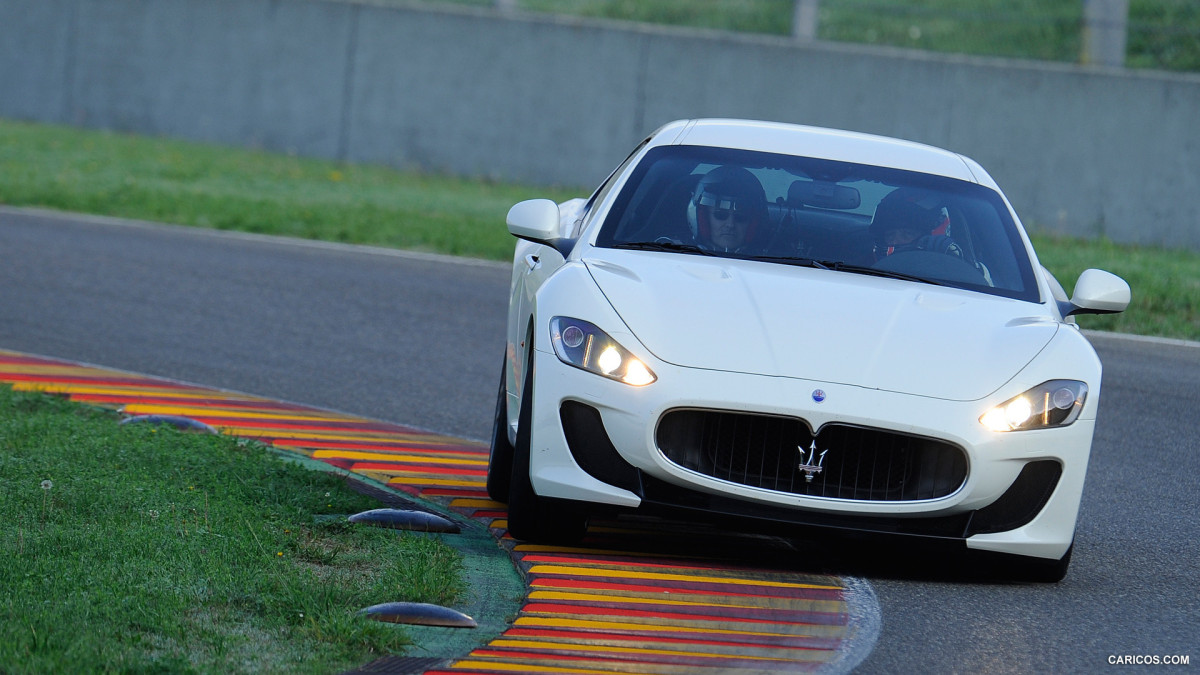 Maserati GranTurismo MC Stradale фото 118530