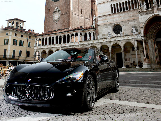 Maserati GranTurismo S фото