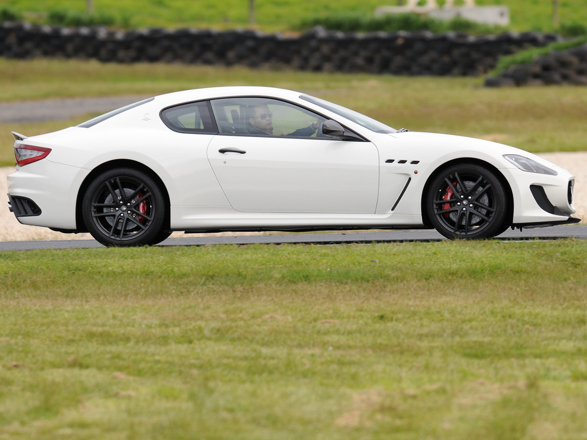 Maserati GranTurismo фото 100601