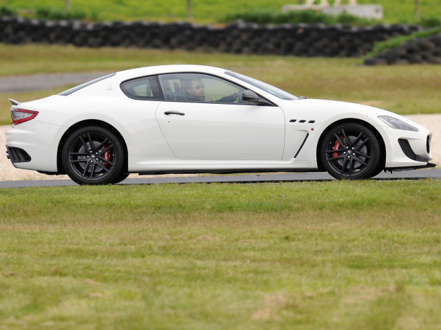 Maserati GranTurismo фото