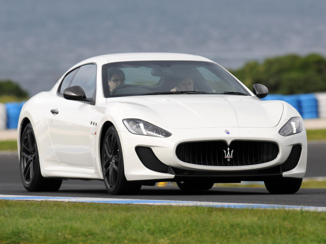 Maserati GranTurismo фото