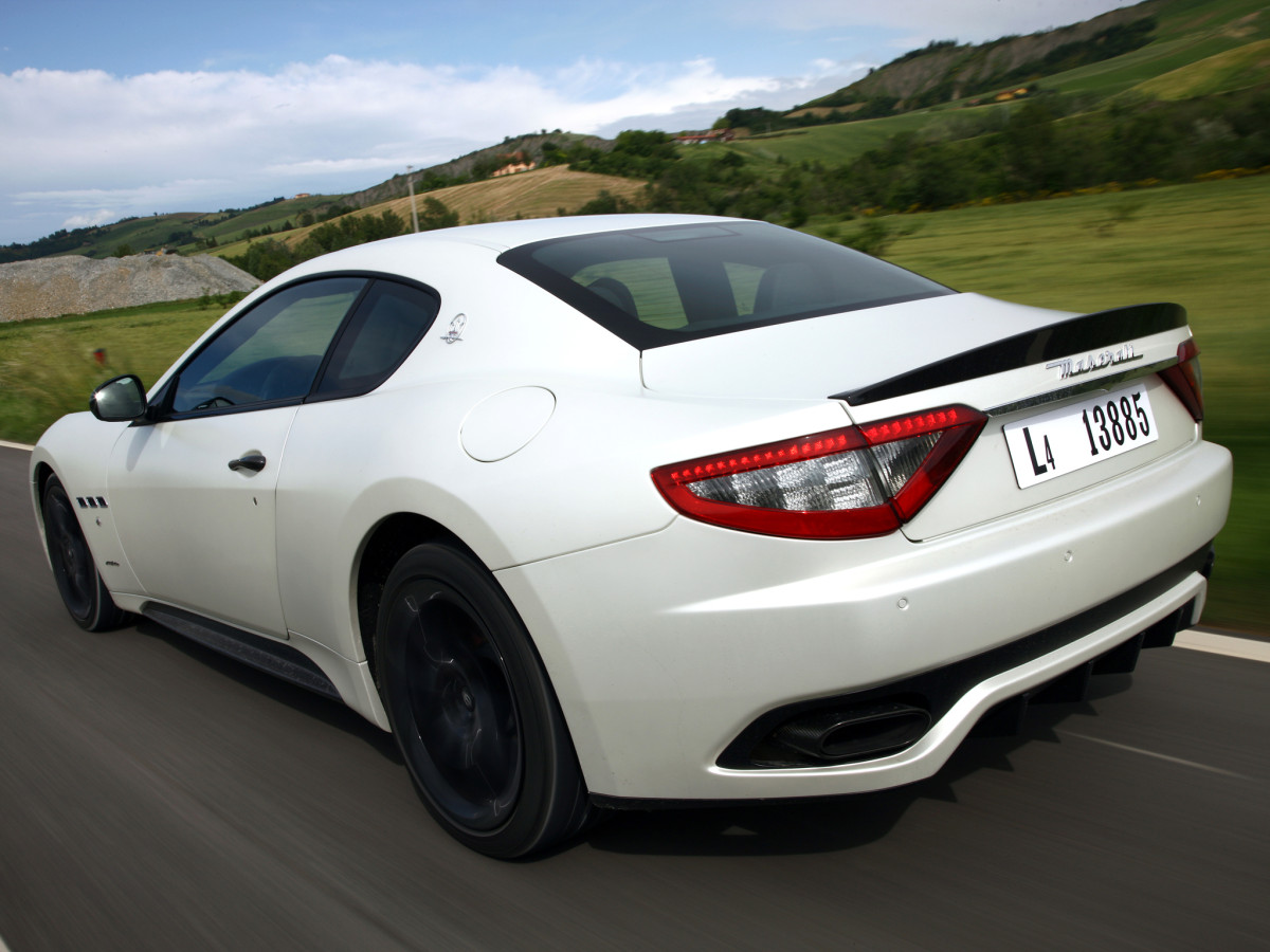 Maserati GranTurismo фото 103592