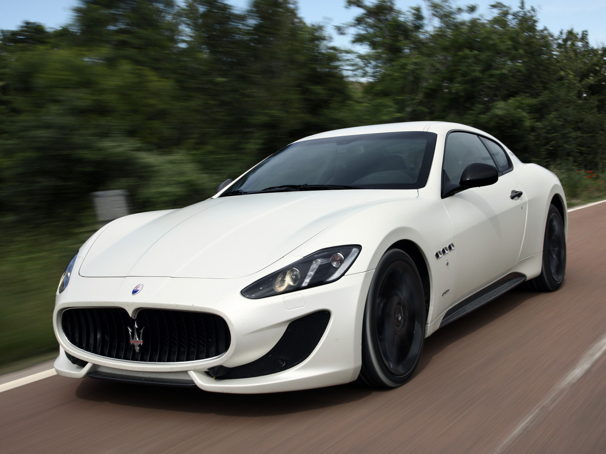 Maserati GranTurismo фото 103597