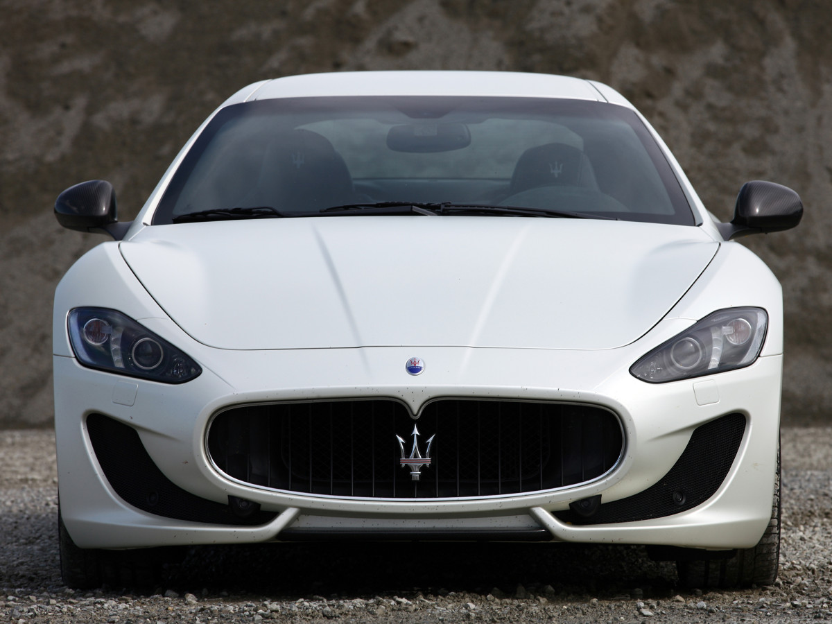 Maserati GranTurismo фото 103601