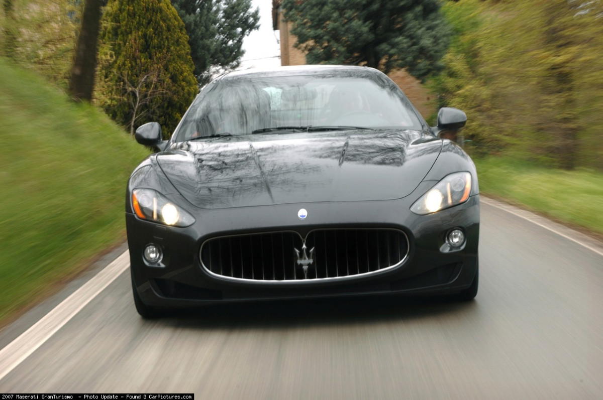 Maserati GranTurismo фото 46096