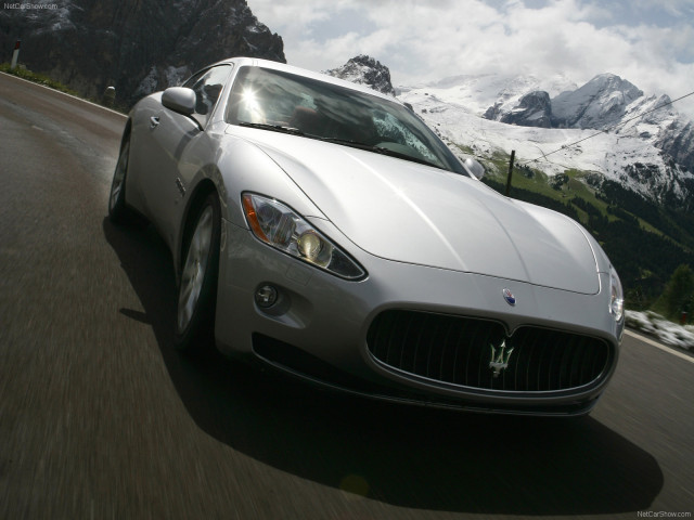 Maserati GranTurismo фото